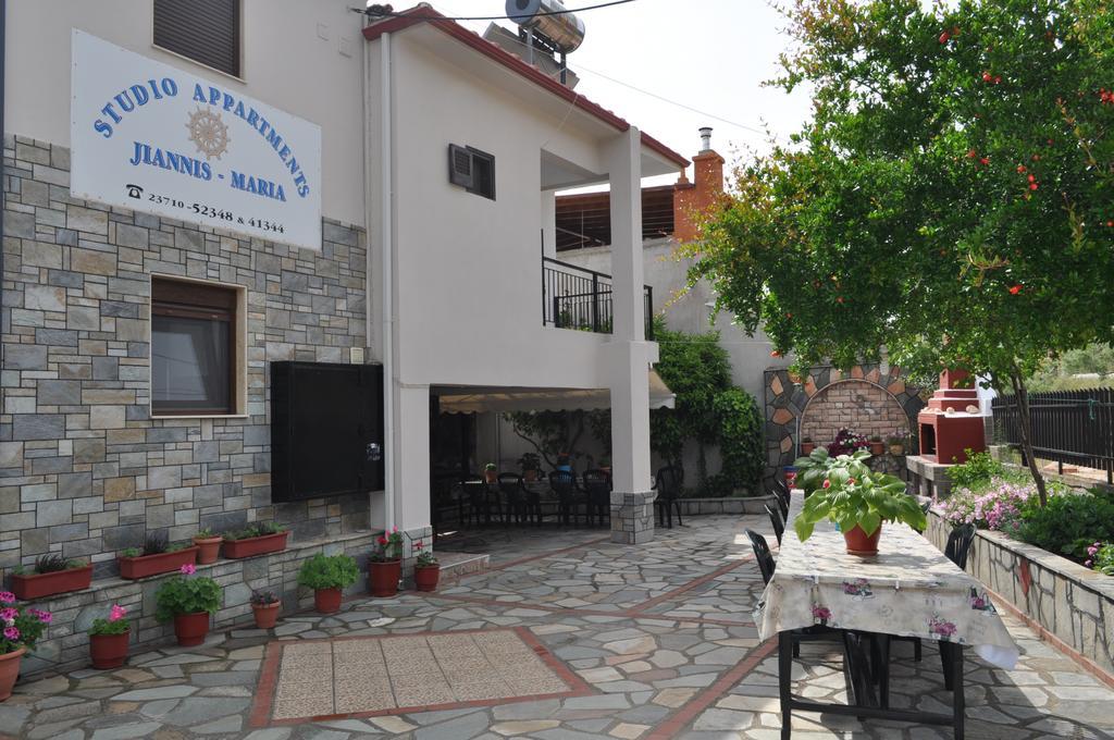 Giannis Maria Apartments ซากูเดีย ภายนอก รูปภาพ