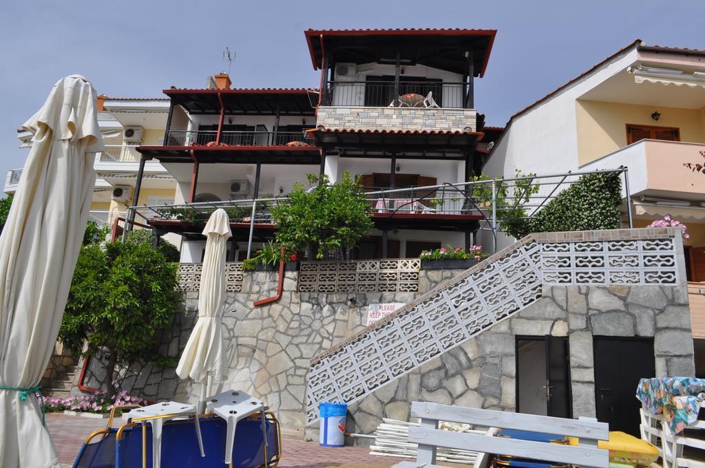 Giannis Maria Apartments ซากูเดีย ภายนอก รูปภาพ